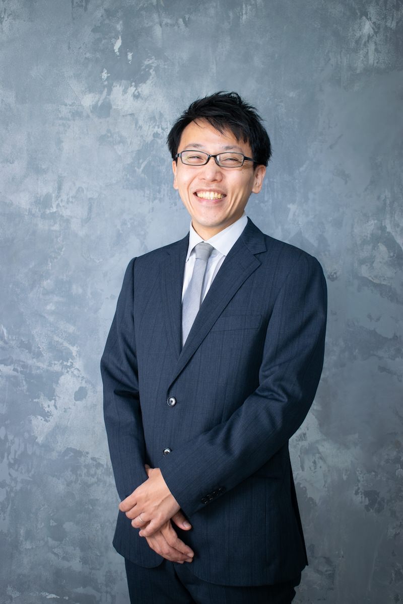 大塚 弘易（おおつかひろやす）